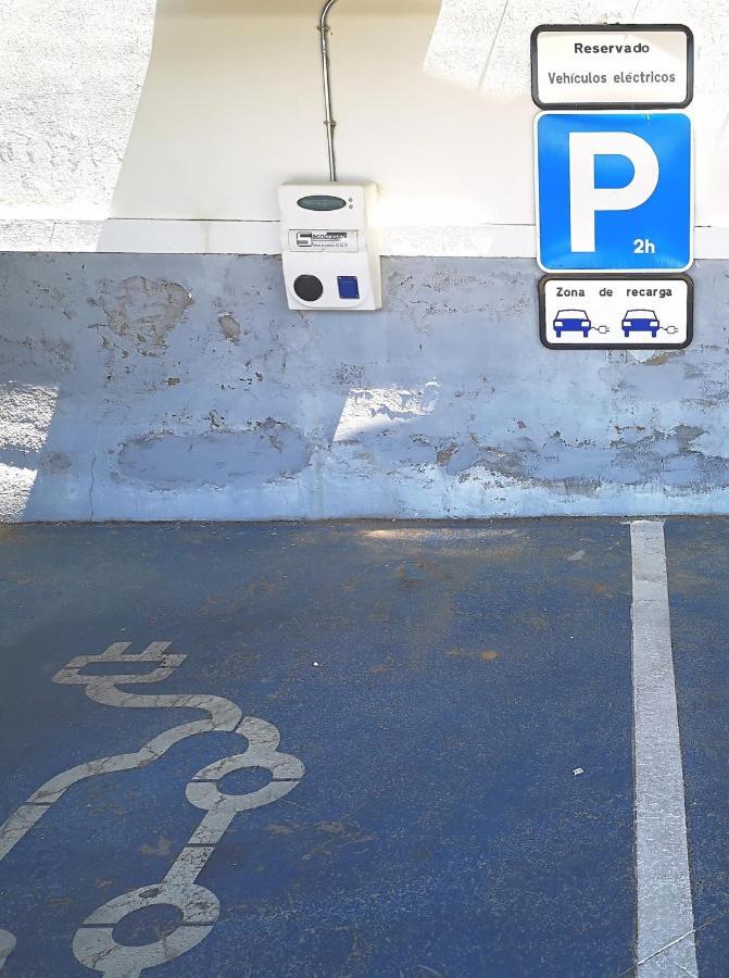 ERES EMÉRITA Apartamentos&Suites PARKING GRATUITO Mérida Esterno foto