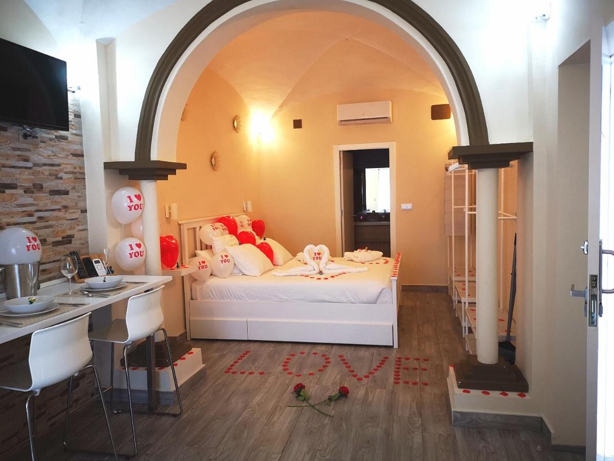 ERES EMÉRITA Apartamentos&Suites PARKING GRATUITO Mérida Esterno foto