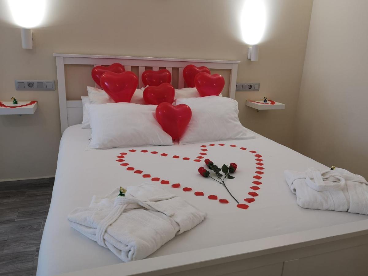 ERES EMÉRITA Apartamentos&Suites PARKING GRATUITO Mérida Esterno foto