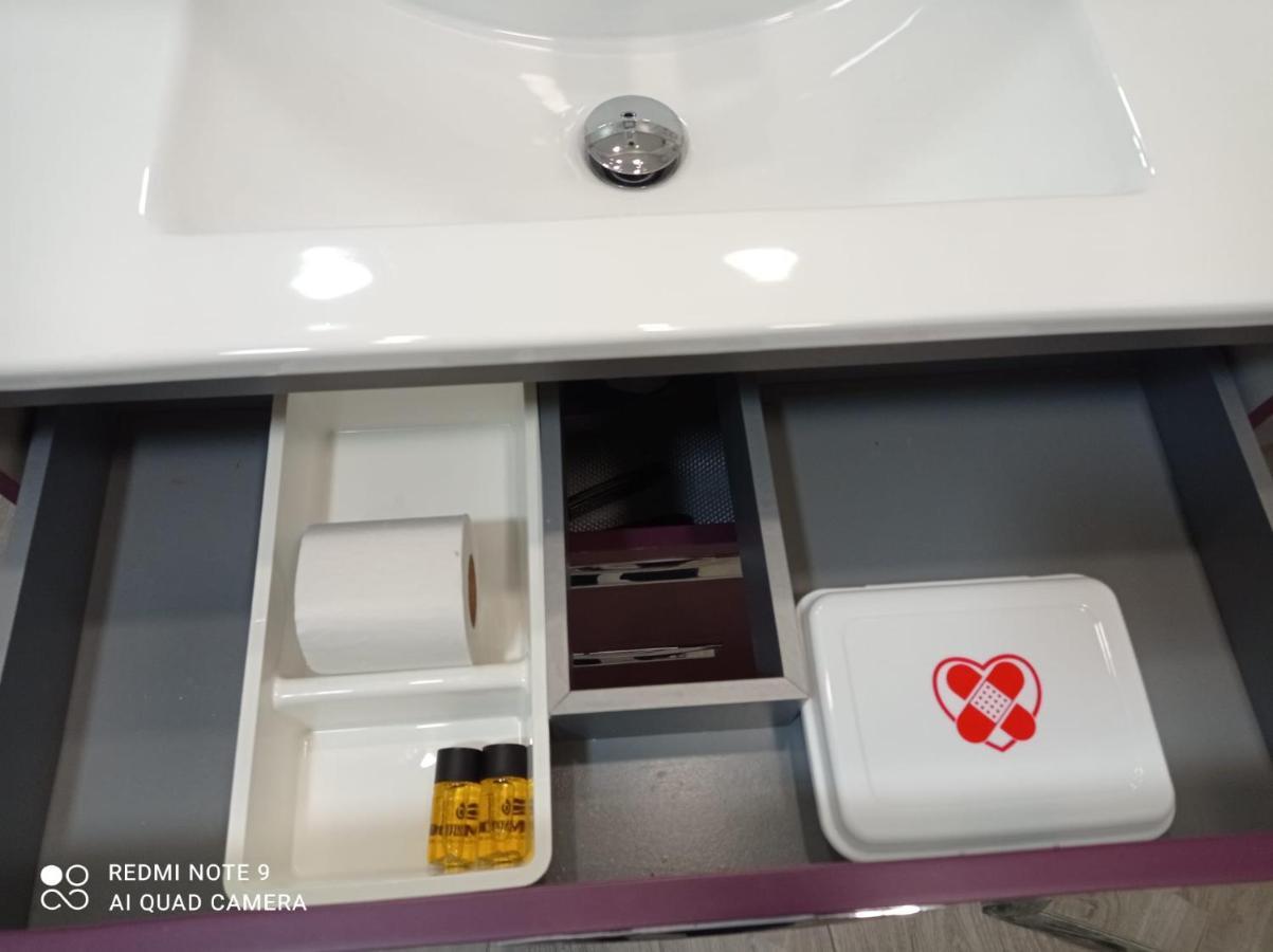 ERES EMÉRITA Apartamentos&Suites PARKING GRATUITO Mérida Esterno foto