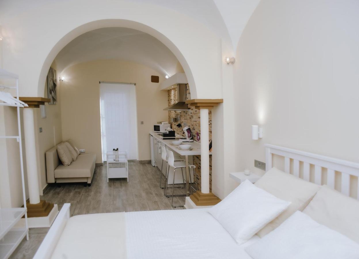 ERES EMÉRITA Apartamentos&Suites PARKING GRATUITO Mérida Esterno foto