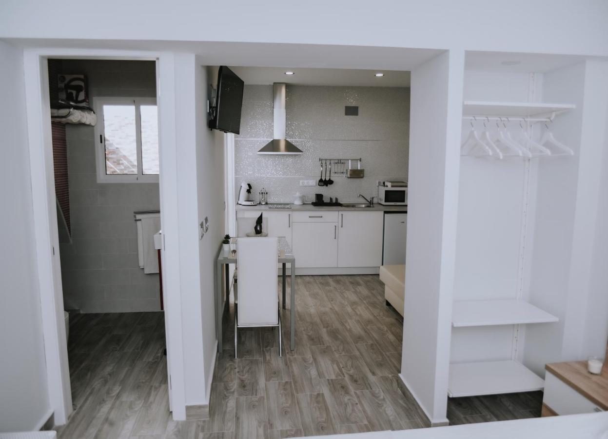 ERES EMÉRITA Apartamentos&Suites PARKING GRATUITO Mérida Esterno foto