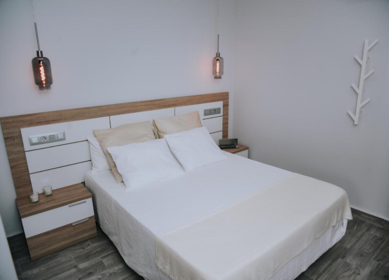ERES EMÉRITA Apartamentos&Suites PARKING GRATUITO Mérida Esterno foto