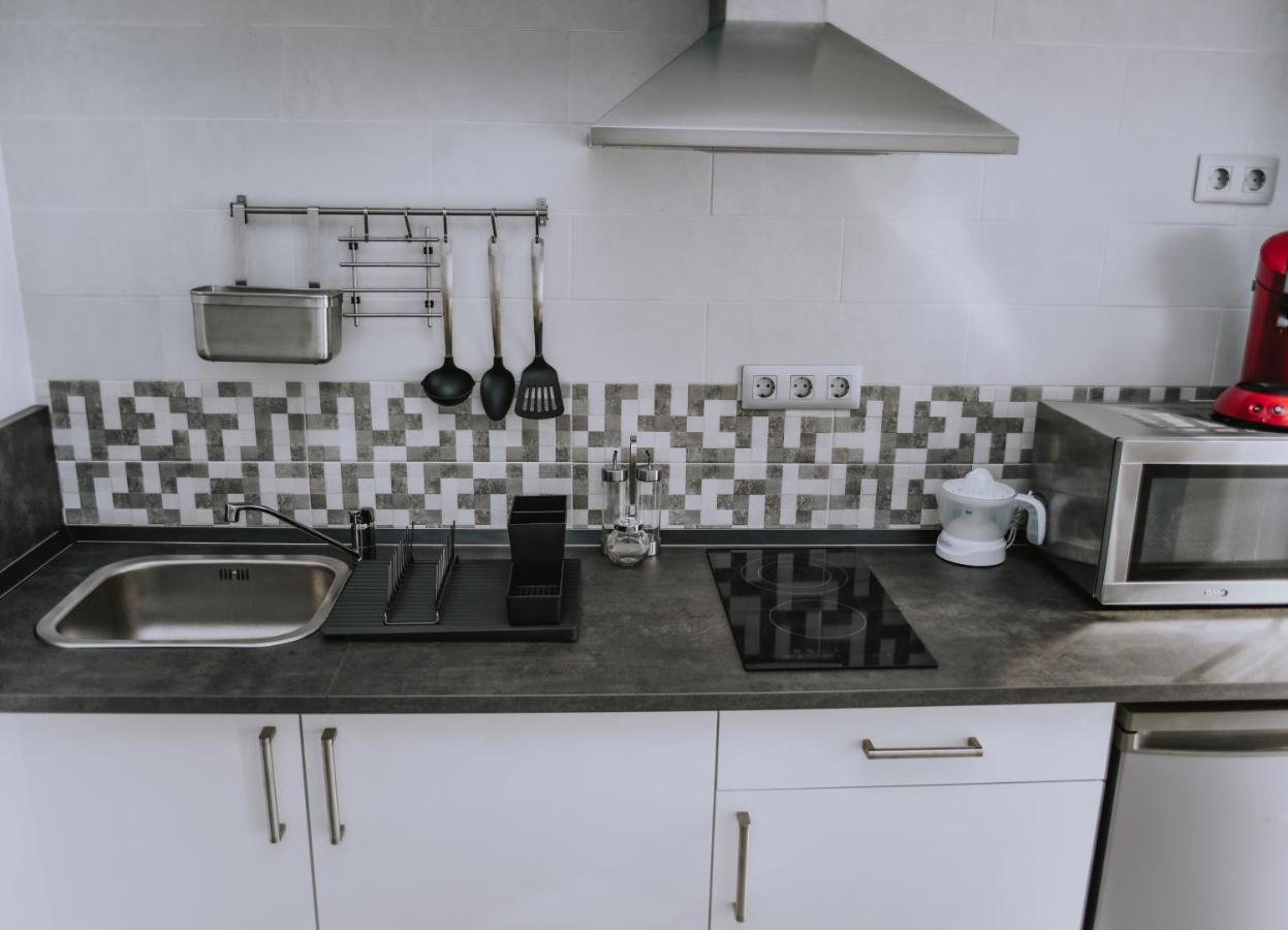 ERES EMÉRITA Apartamentos&Suites PARKING GRATUITO Mérida Esterno foto